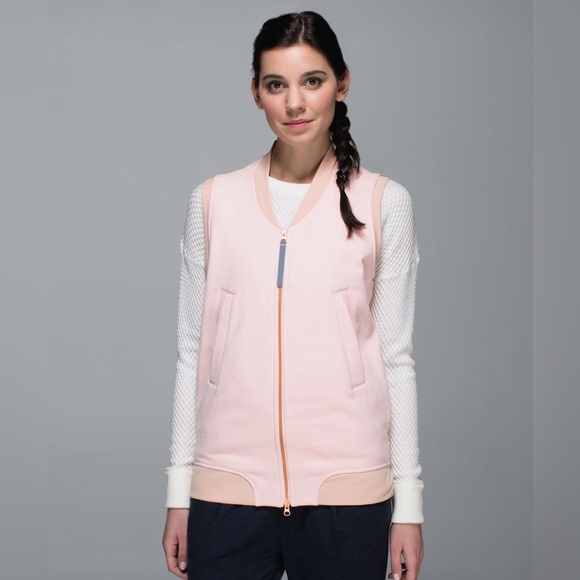 Lululemon Departure Vest - size 8 - Picture 1 of 8